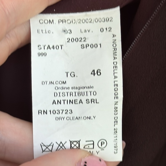 Armani Collezioni silk blend gown, illusion neckline, size 10 - Picture 7 of 7